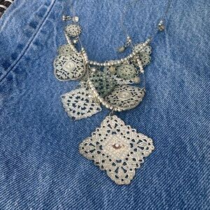 Elegant Silver Filigree Necklace
